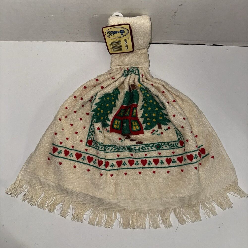 Vintage HANG-UPPS Christmas Hanging Towel Associated Textile Mills Cabin USA